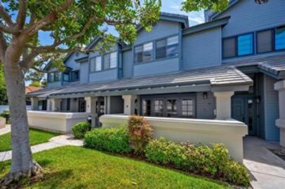 Phenomenal Cambridge Terrace Townhouse Located at 8278 Avenida Navidad #3 was Just Sold